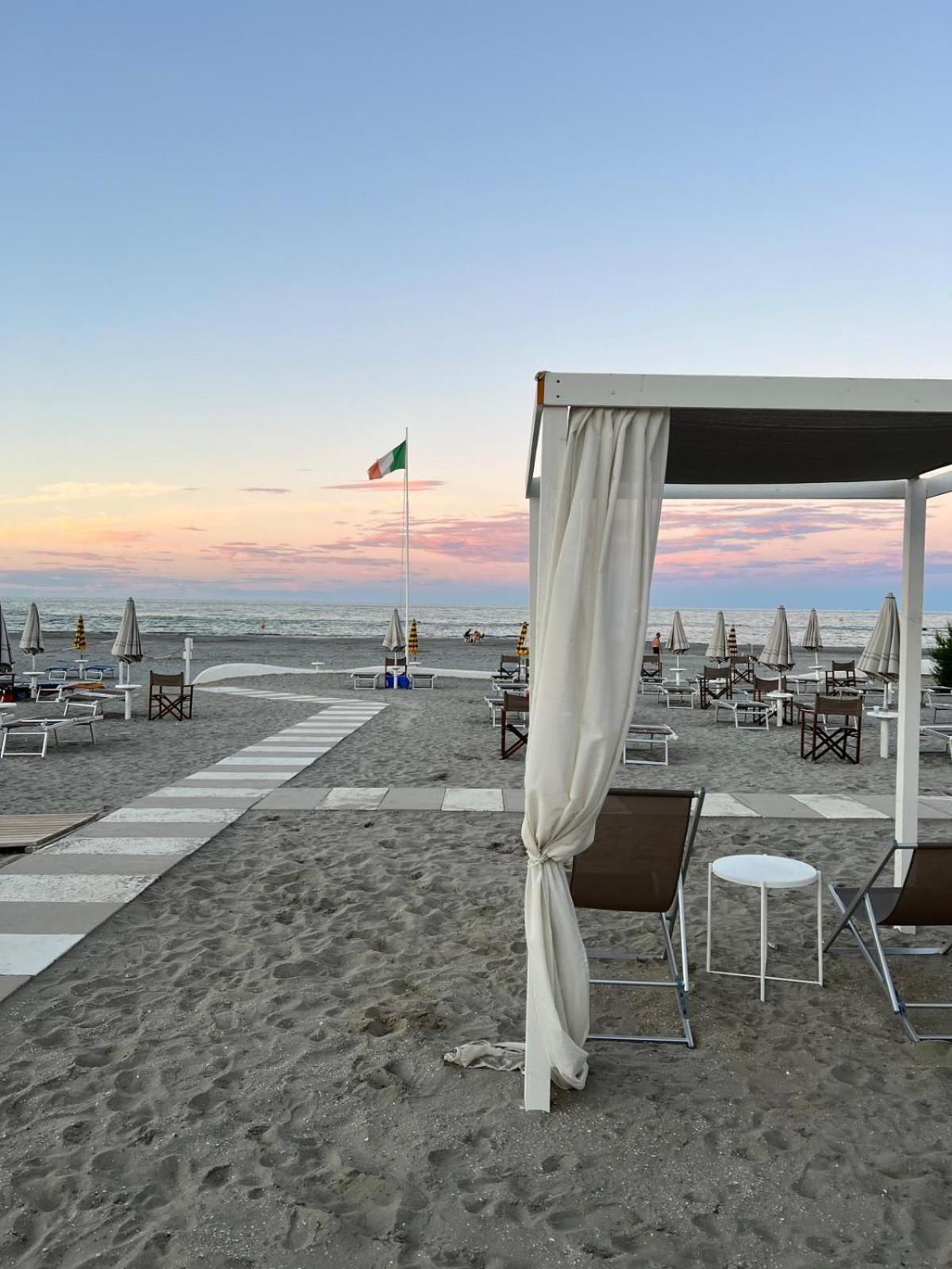 Hotel Stella - Casa Per Ferie Bellaria-Igea Marina Exteriér fotografie